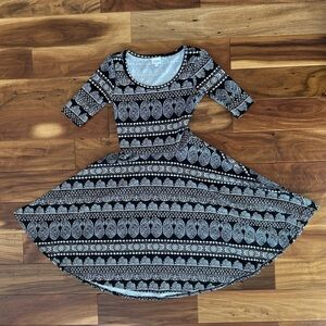 LuLaRoe Nicole Black and White Patterned Dress size Small